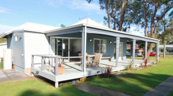 Huskisson Holiday Motel Cabins Exterior photo